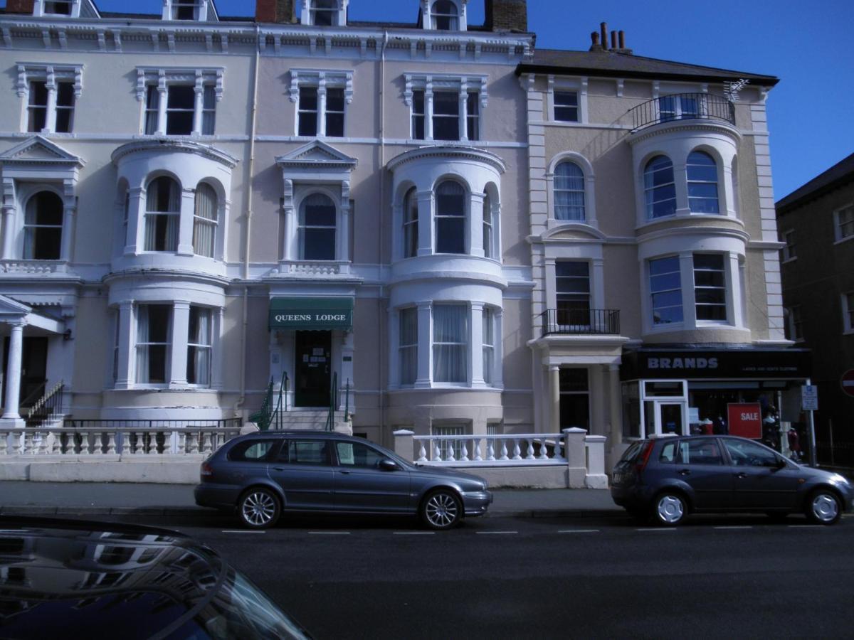 لاندودنو Queens Lodge المظهر الخارجي الصورة